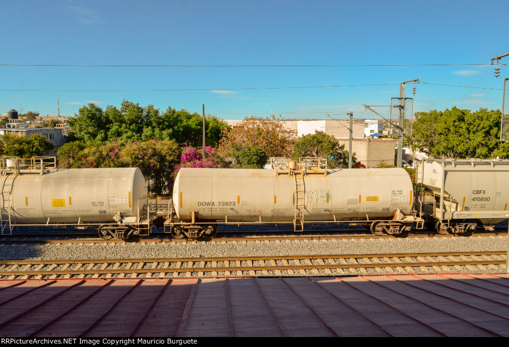 DOWX Tank Car